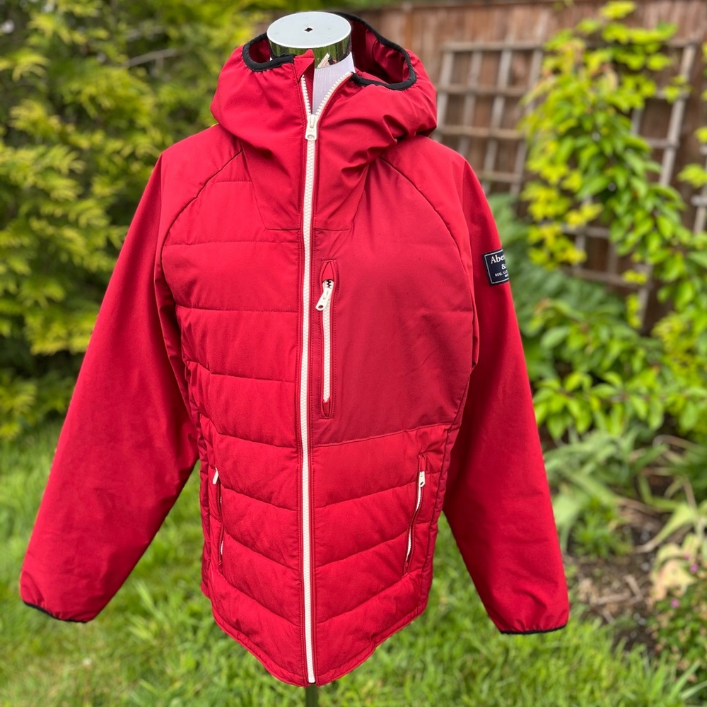 Abercrombie &‎ Fitch Red with White Zipper Primaloft Y2K Jacket Size Medium